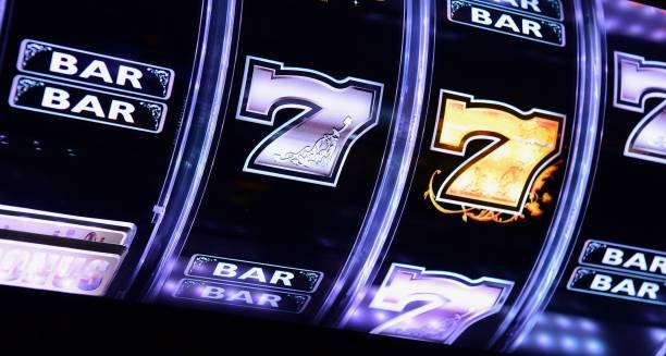 slot 7276 Big Time Gaming interface showing Aviator crash game and slot reels